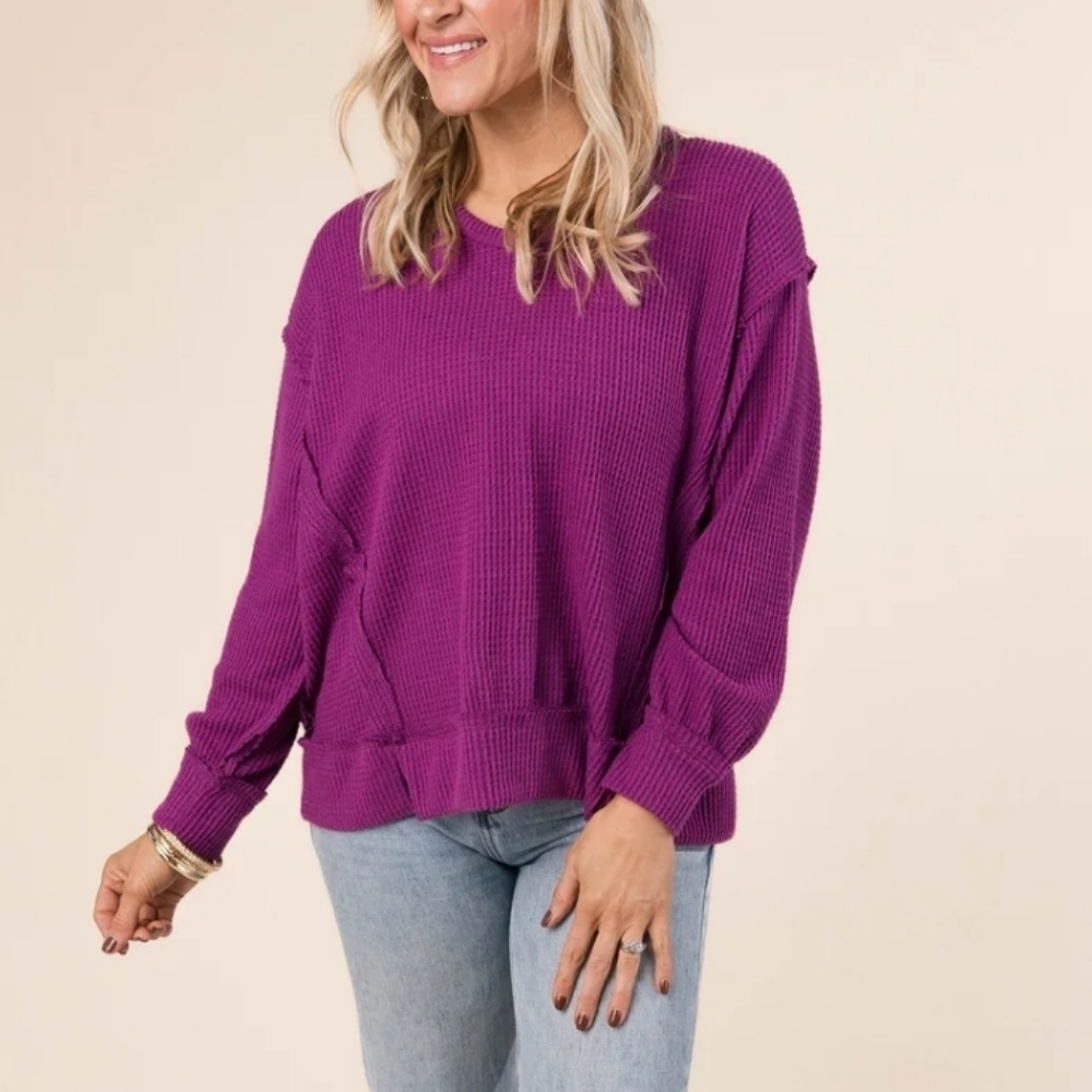 ANDRÉE BY UNIT Magenta Waffle Knit Raw Seamed Top. Size Large.